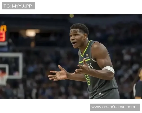 爱德华兹透露关注海兰德三年预言他注定成足球明星 爱德华兹透露关注海兰德三年预言他注定成足球明星