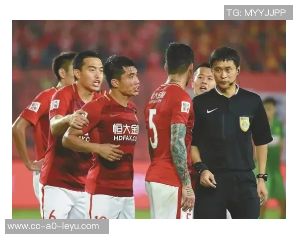 多特高层称赞裁判组对法鹰之战的艰难与越位争议进行分析